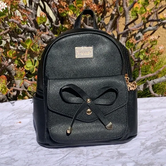 Fashion mini backpack with bow detail - Picture 1 of 6